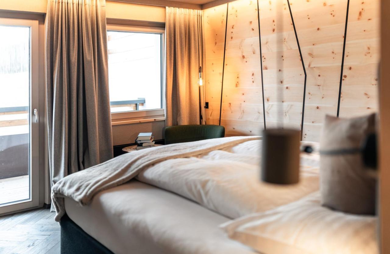 Laret Private Boutique Hotel - Adults Only Samnaun Exterior photo