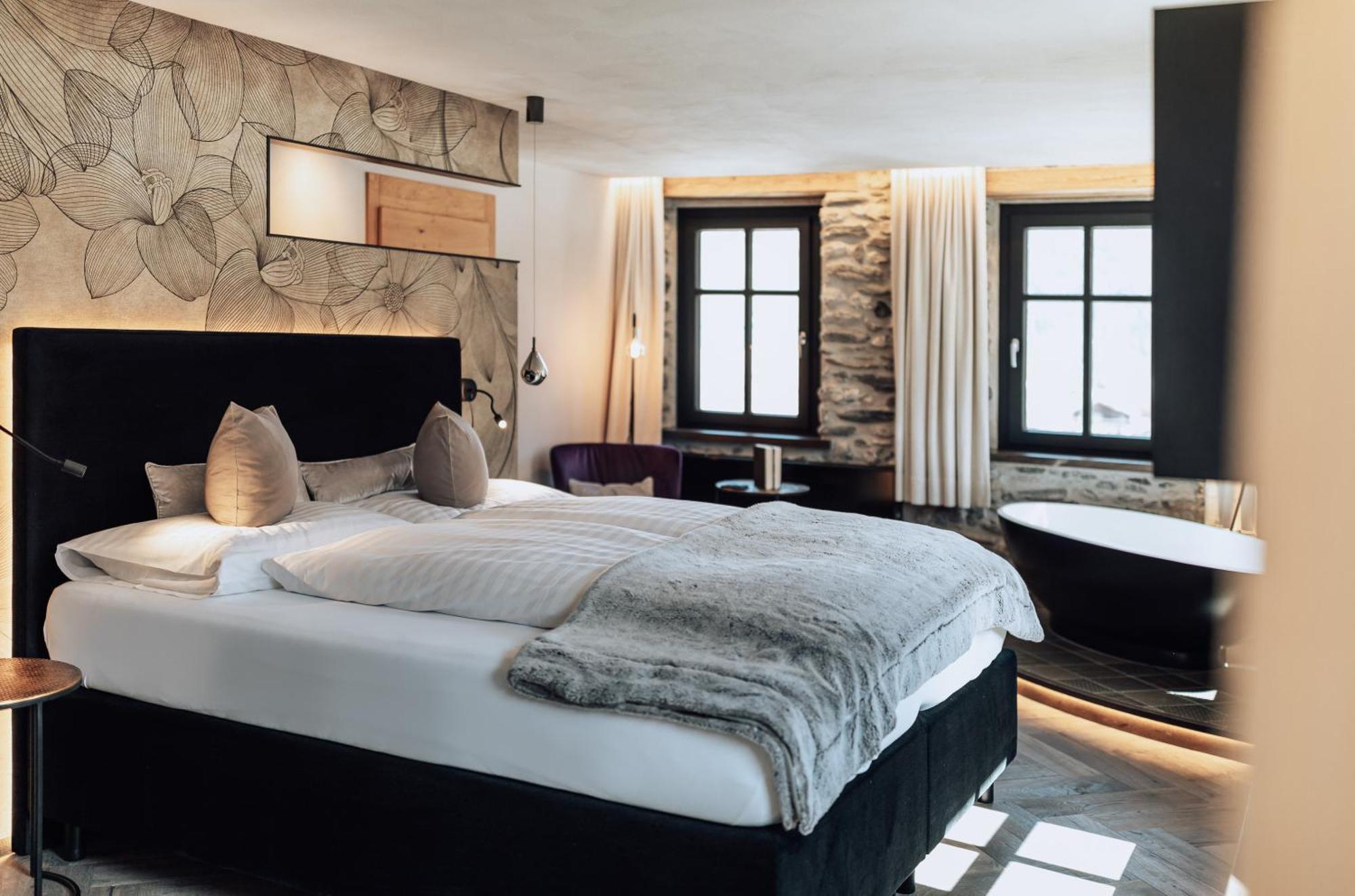 Laret Private Boutique Hotel - Adults Only Samnaun Exterior photo