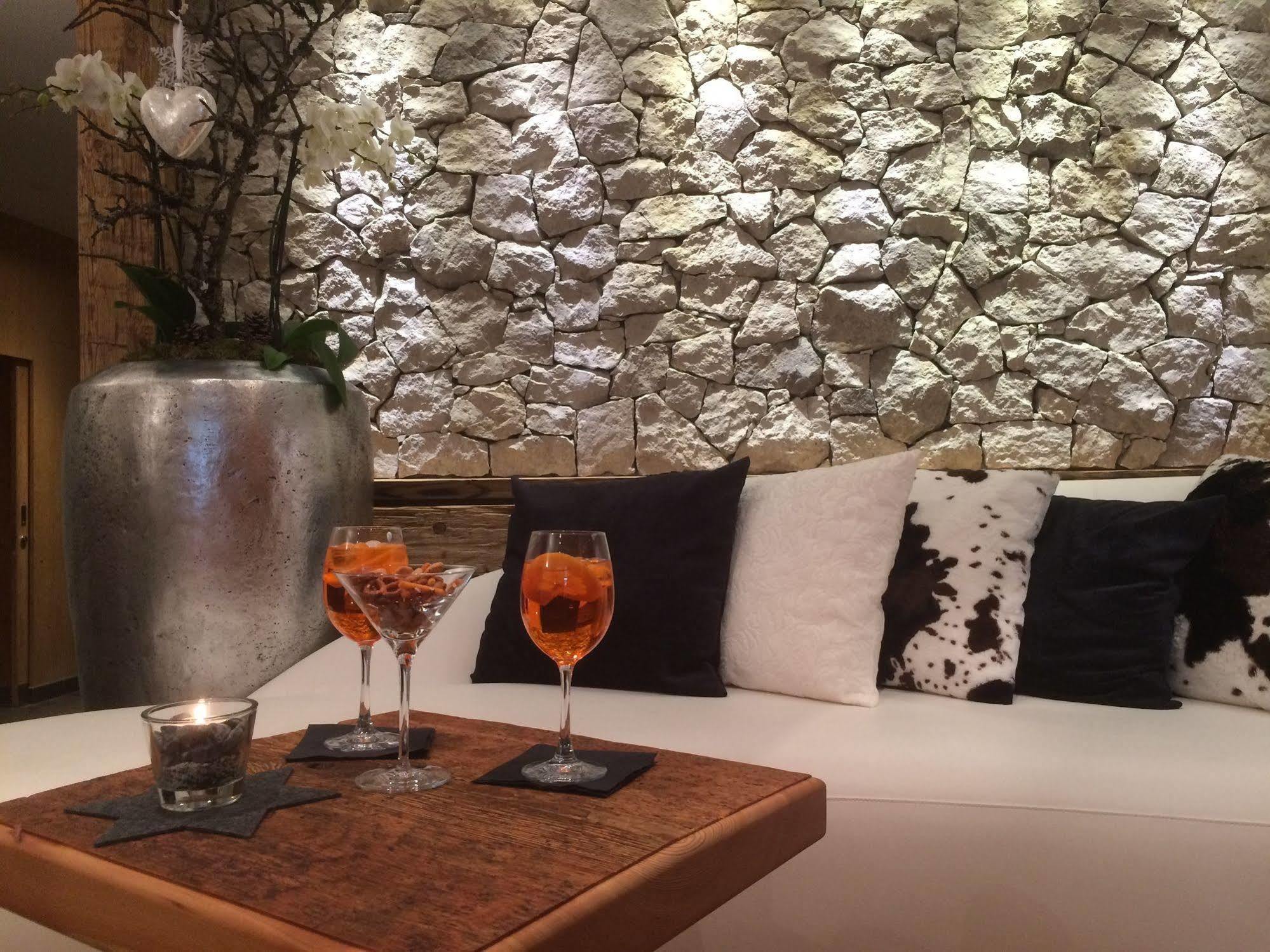 Laret Private Boutique Hotel - Adults Only Samnaun Exterior photo